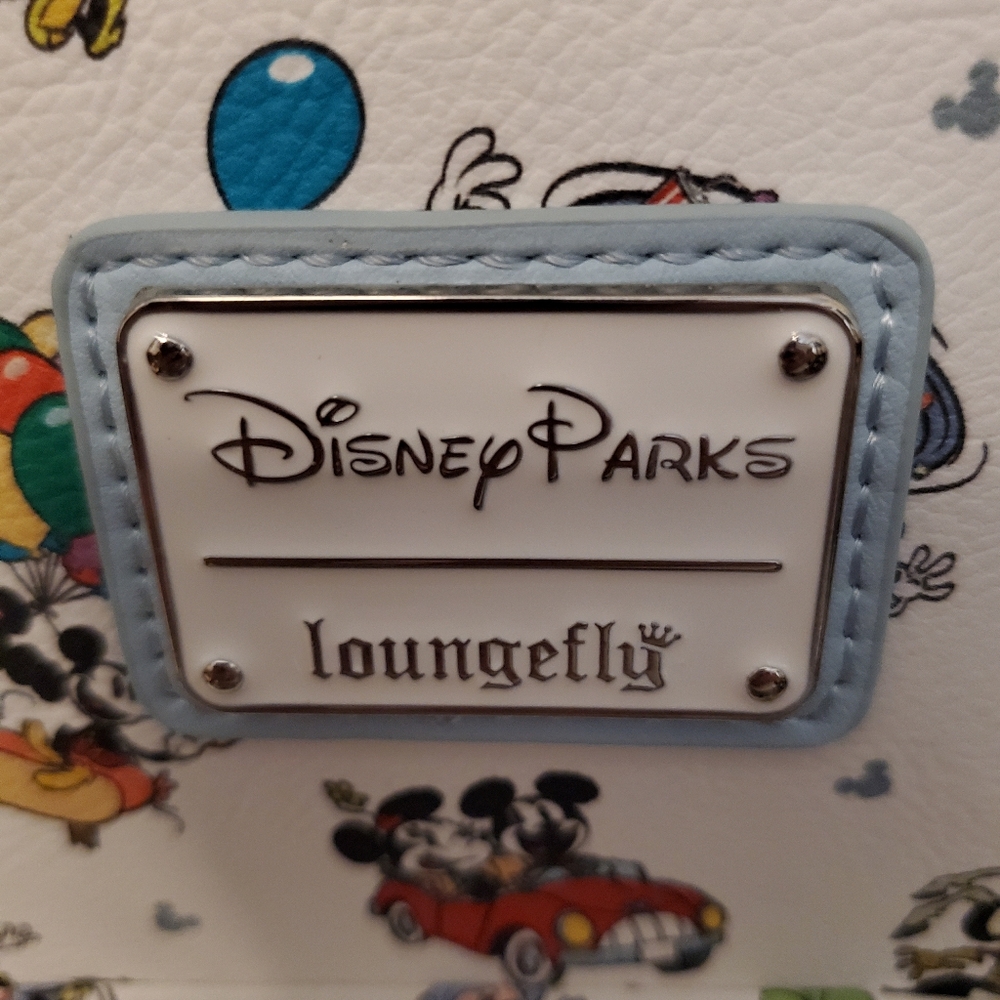 NWT Disney Loungefly Mickey & Minnie Backpack - Picture 2 of 9